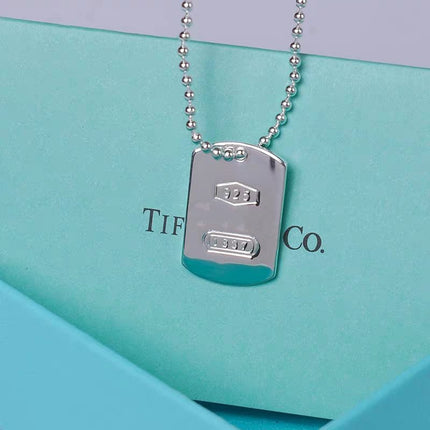 DOG TAG NECKLACE