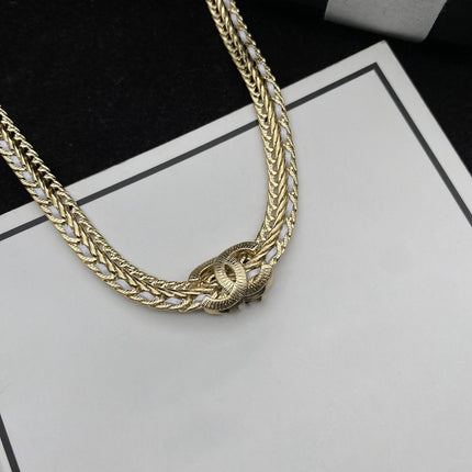 DOUBLE C WHITE STRING NECKLACE GOLD DIAMOND