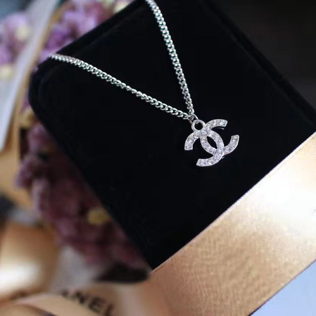 DOUBLE C SILVER NECKLACE