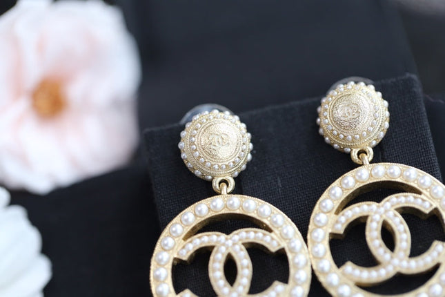 DOUBLE C PEARL GOLD EARRINGS