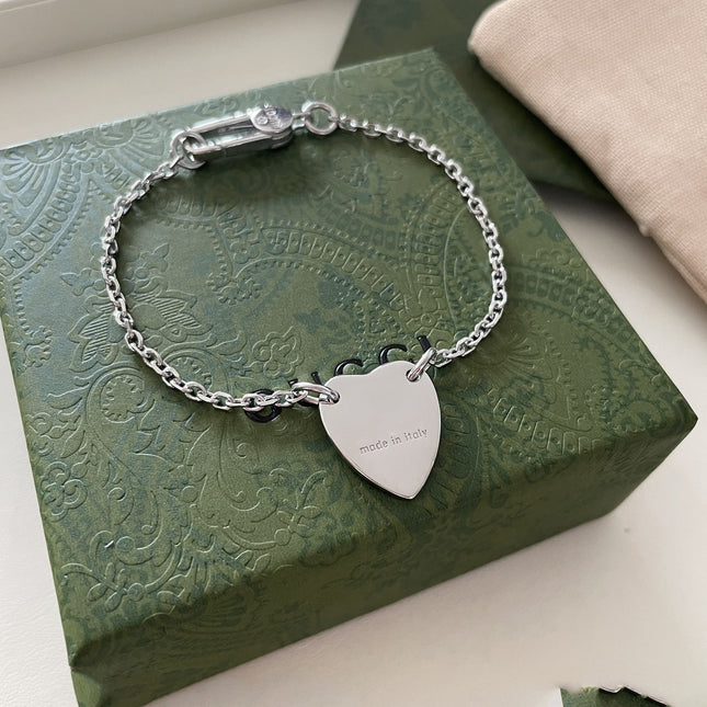 GG LOGO HEART-SHAPED PENDANT SILVER BRACELET