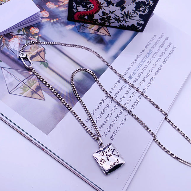 LOGO ENGRAVED SQUARE PENDANT NECKLACE