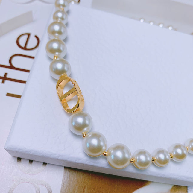 CD PEARL NECKLACE