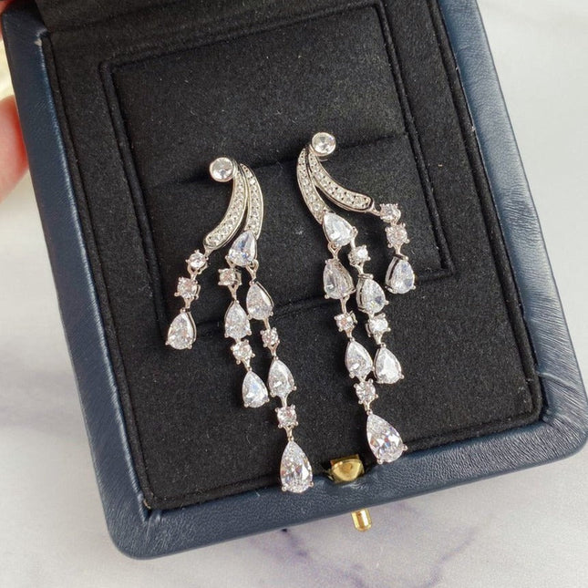 TRIPE SILVER DIAMOND WATER DROP EARRINGS