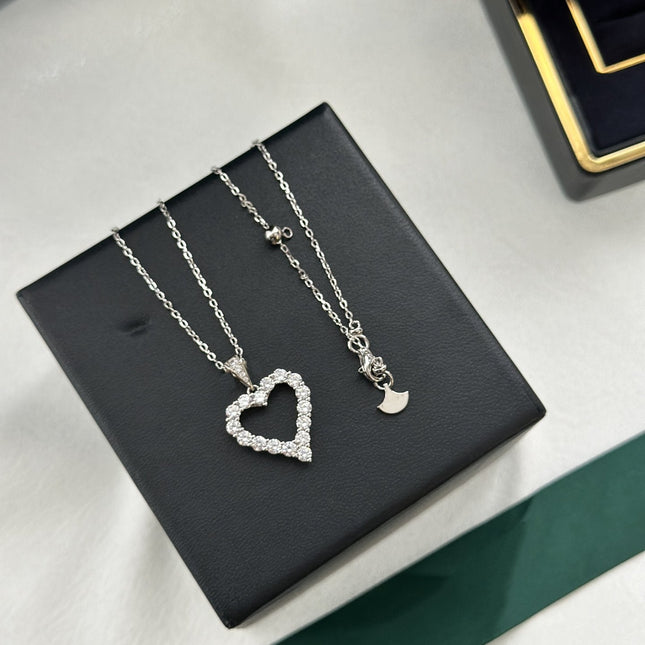 HEART SILHOUETTE SILVER DIAMOND NECKLACE