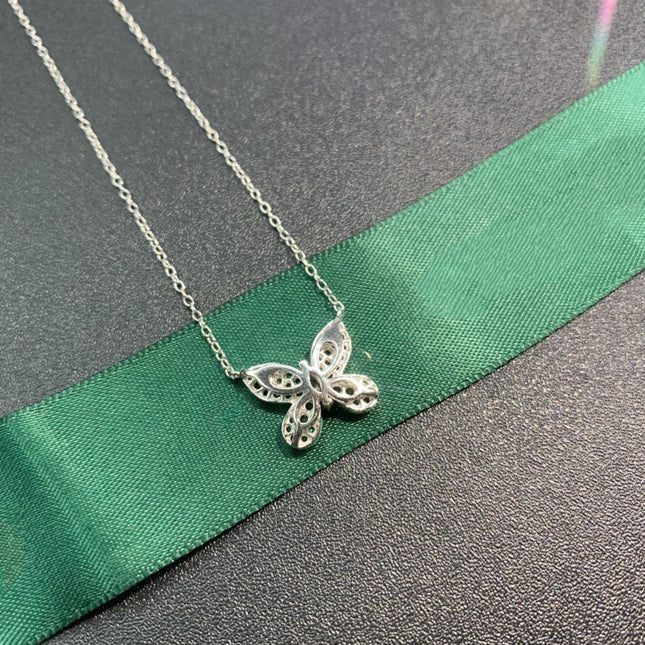 BUTTERFLY GREEN DIAMOND PAVED NECKLACE