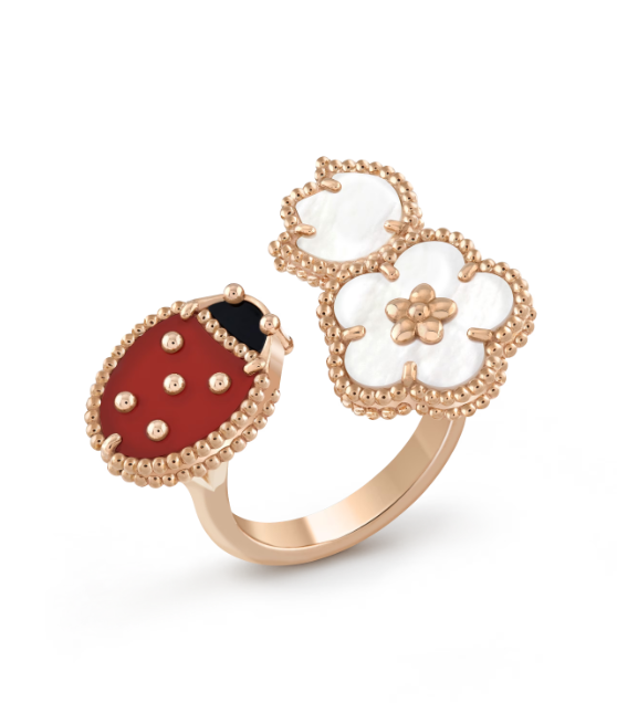 LUCKY SPRING 3 MOTIF PINK GOLD RING