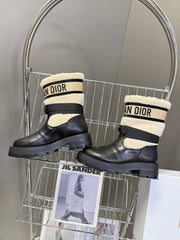 DIOR 25S D-MAJOR ANKLE BOOTS IN BLACK LAMBSKIN AND CREAM WHITE WOOL