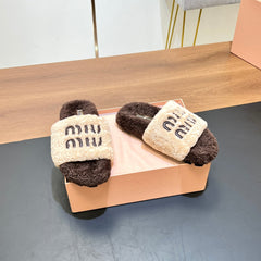 WOOL SLIPPER BEIGE AND CHOCOLATE