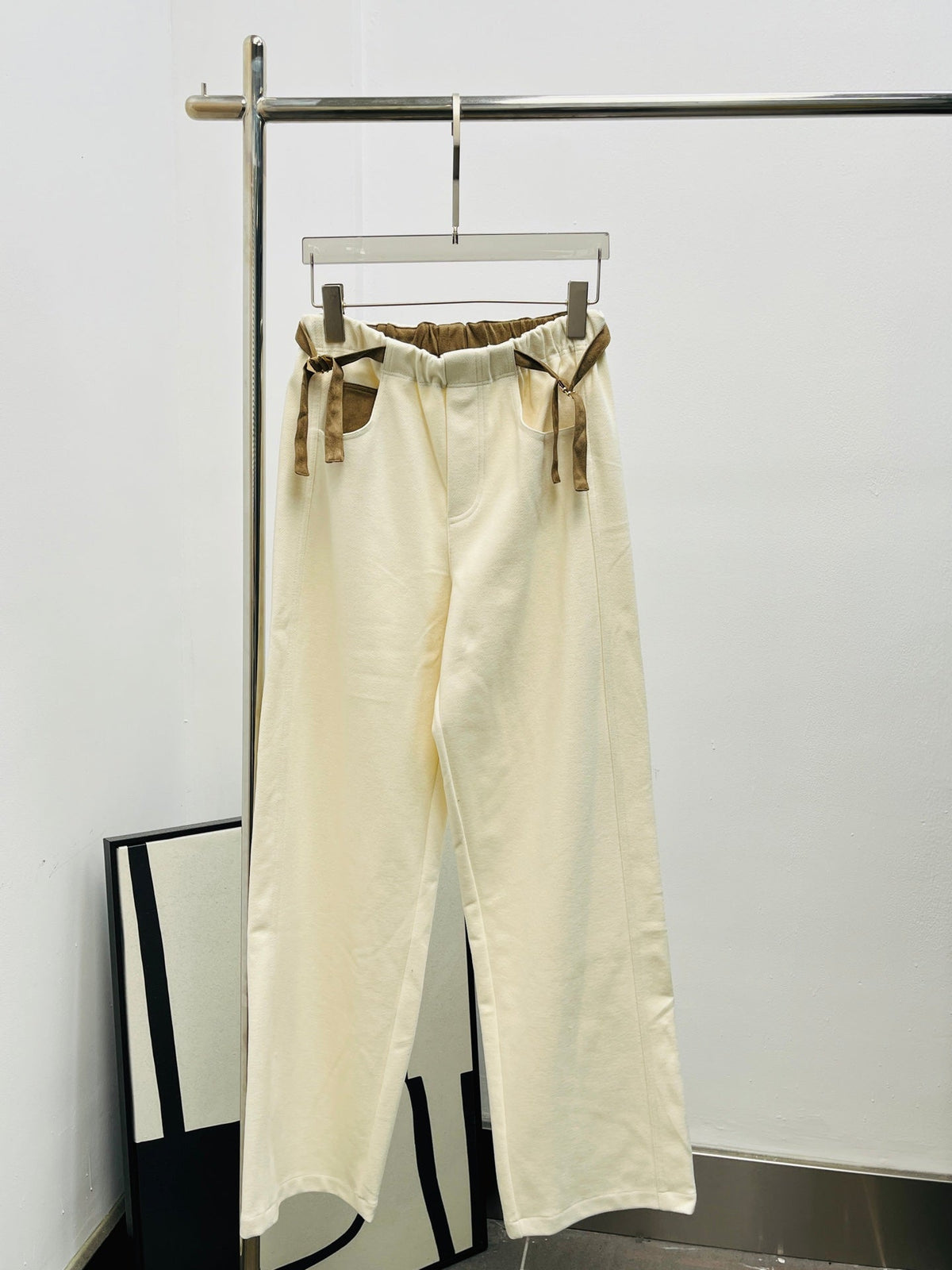 LOEWE STRAIGHT-LEG DRAWSTRING PANTS STYLE 305