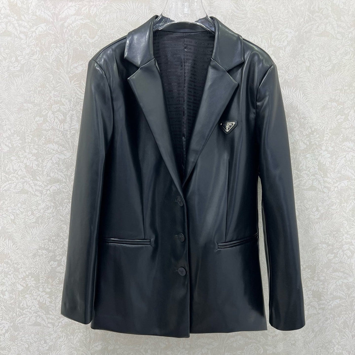 PRADA 25S LEATHER JACKET 208