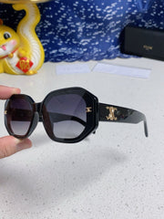 TRIOMPHE SQUARE SUNGLASS  566743 IN BLACK ACETATE GRADIENT SMOKE LENSES