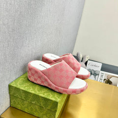 WEDGE SANDALS IN PINK MONOGRAM JACQUARD FABRIC