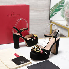 VALENTINO 25S GARAVANI VLOGO SIGNATURE HIGH-HEEL SANDALS 110 MM IN BLACK SUEDE