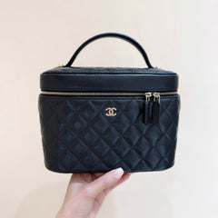 CHANEL 25S VANITY TOP HANDLE CASE 21 IN BLACK CALFSKIN