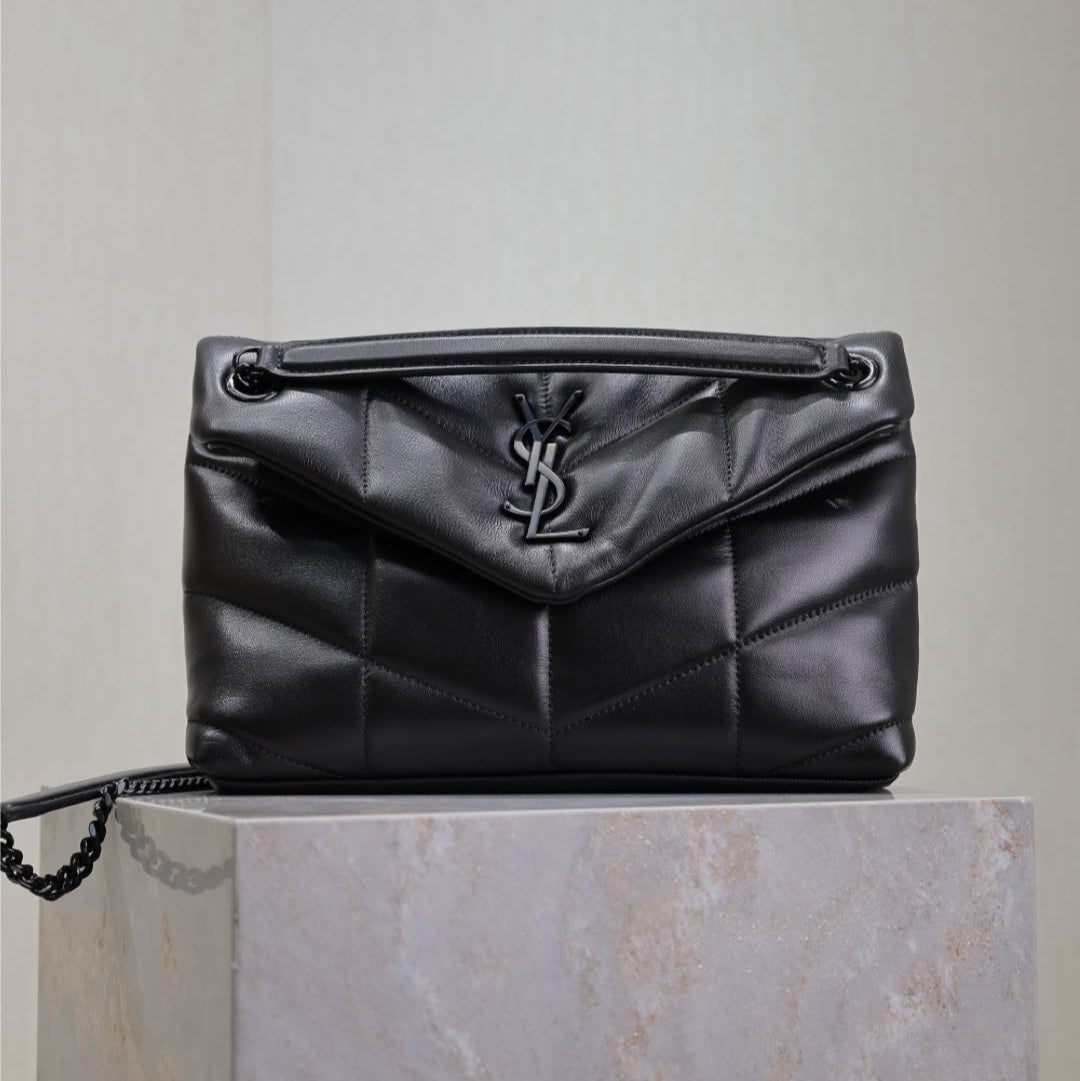 YSL 25S LOULOU PUFFER MM 29 IN BLACK CALFSKIN BLACK HARDWARE
