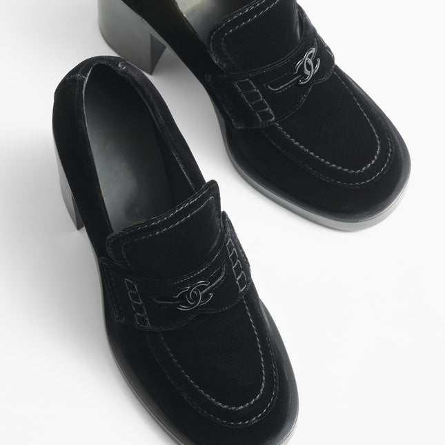 MOCCASINS BLACK VELVET