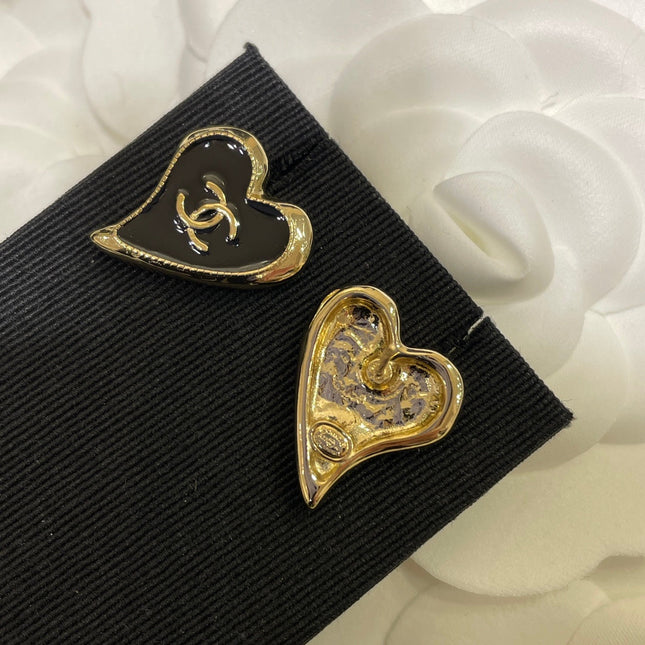 DOUBLE C GOLD LOVE HEART EARRINGS