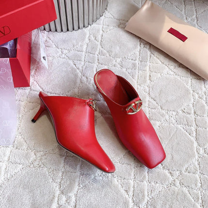 Vlogo Spool Square Toe Red