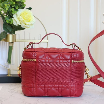 SMALL TRAVEL VANITY RED LAMBSKIN